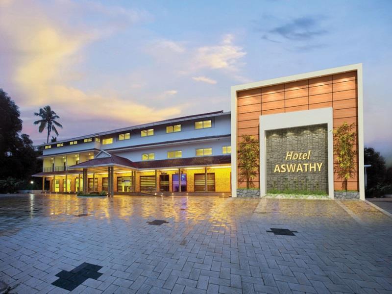 Hotel Aswathy Kodungallūr Kültér fotó